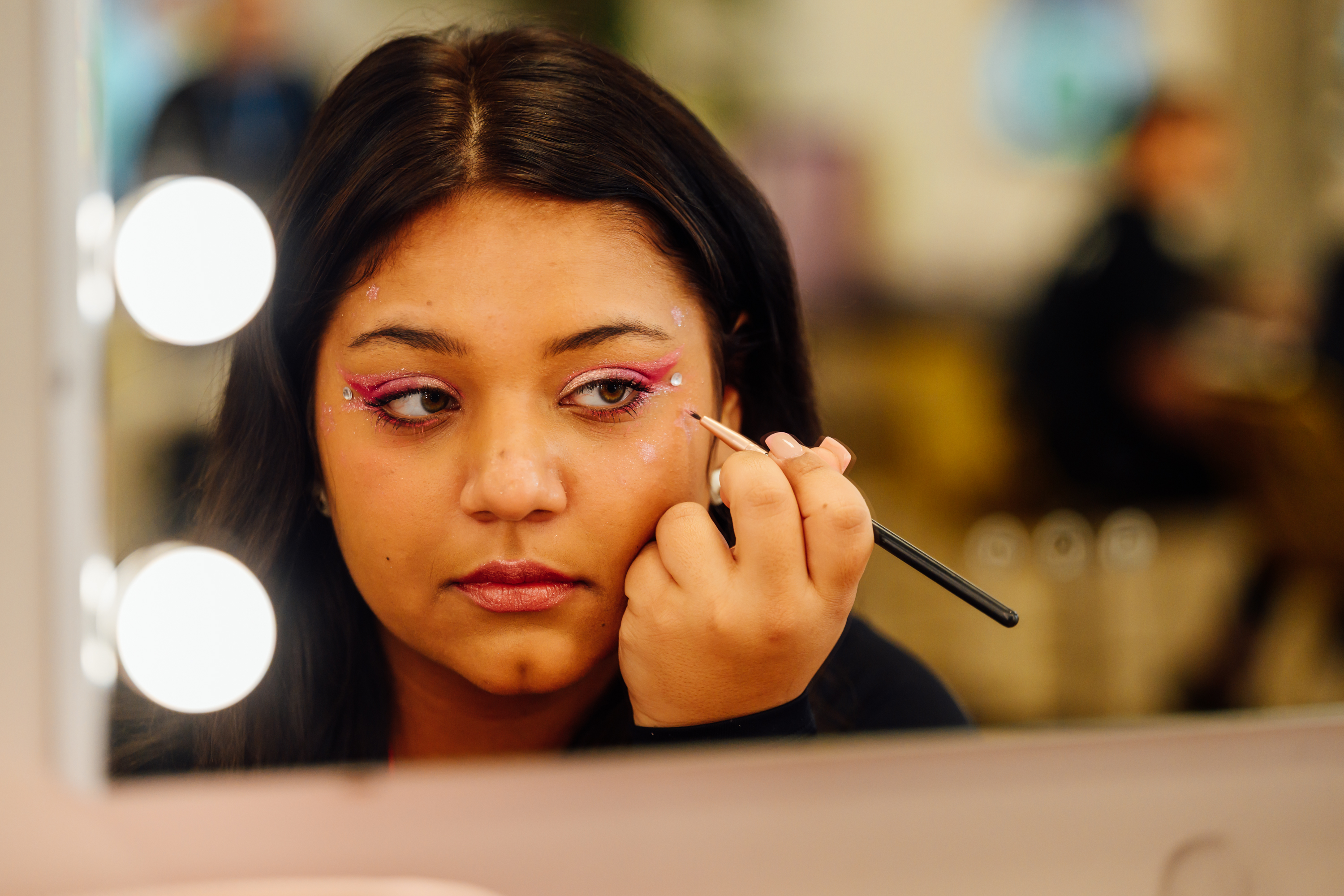 Jennifer Herakova Hair, Beauty And Make Up L2 Make Up